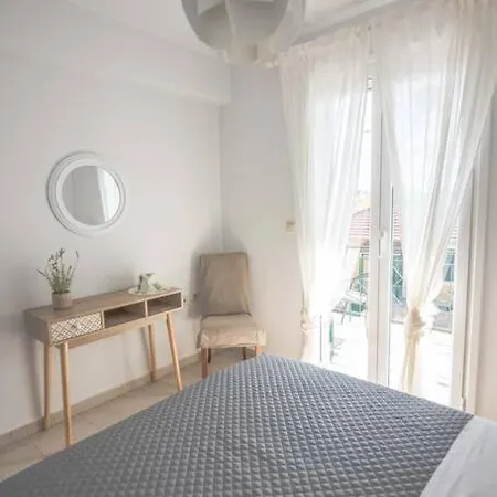 Ten Suns 5 Apartamento Lixúri